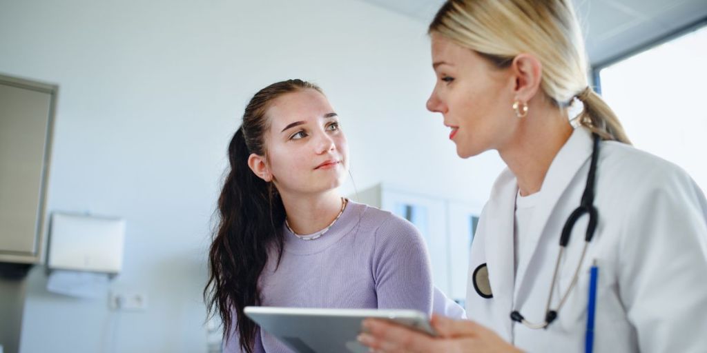 when should my teenager see a gynecologist